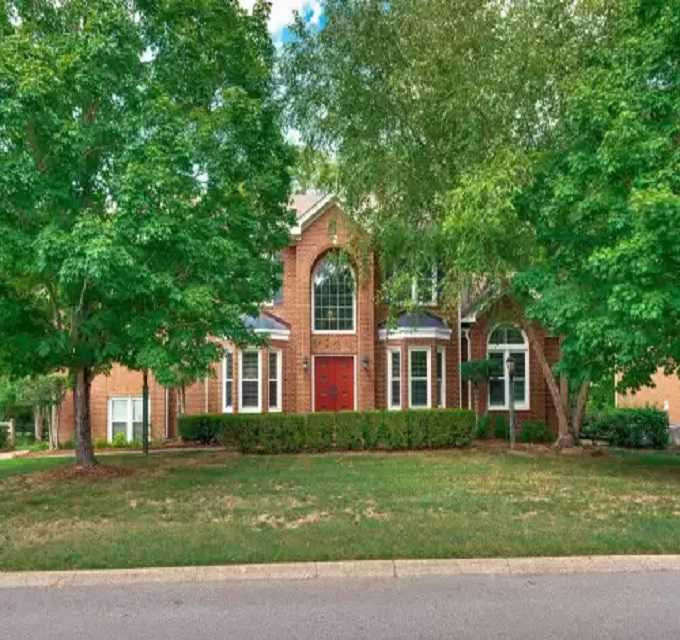 2746 Rock Wall Rd, Nashville, TN 37221, USA - Thumbnail 2