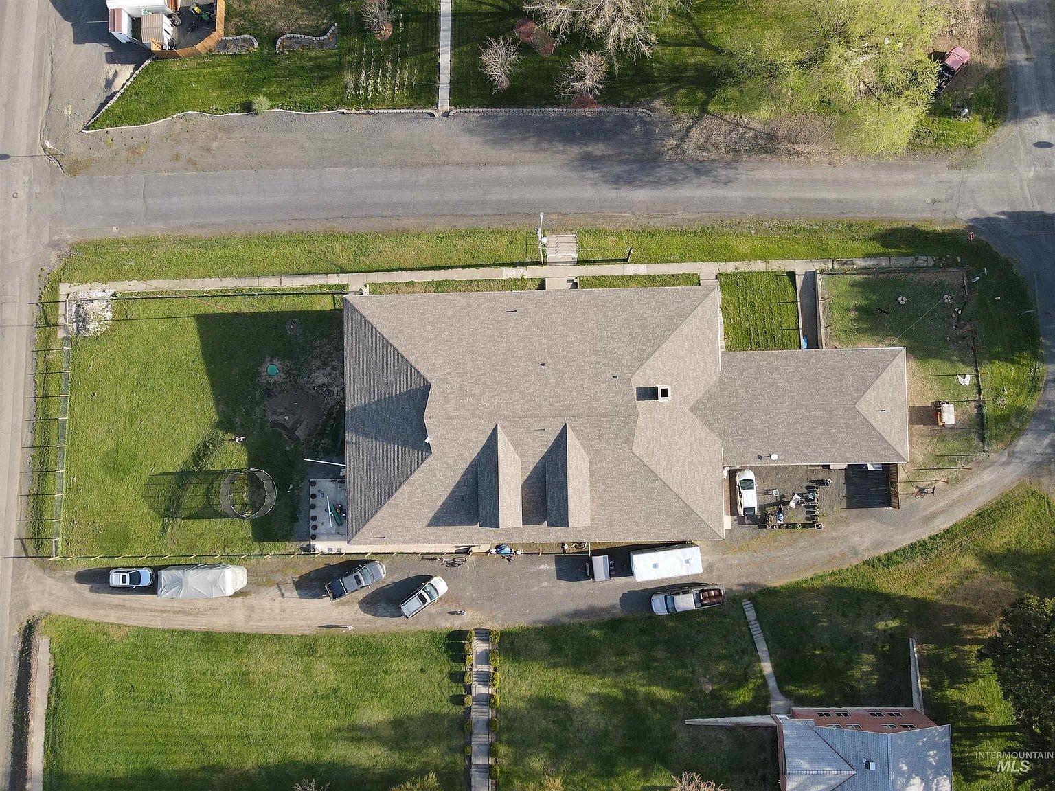 732 W Walnut St Genesee, ID 83832 - Thumbnail 2