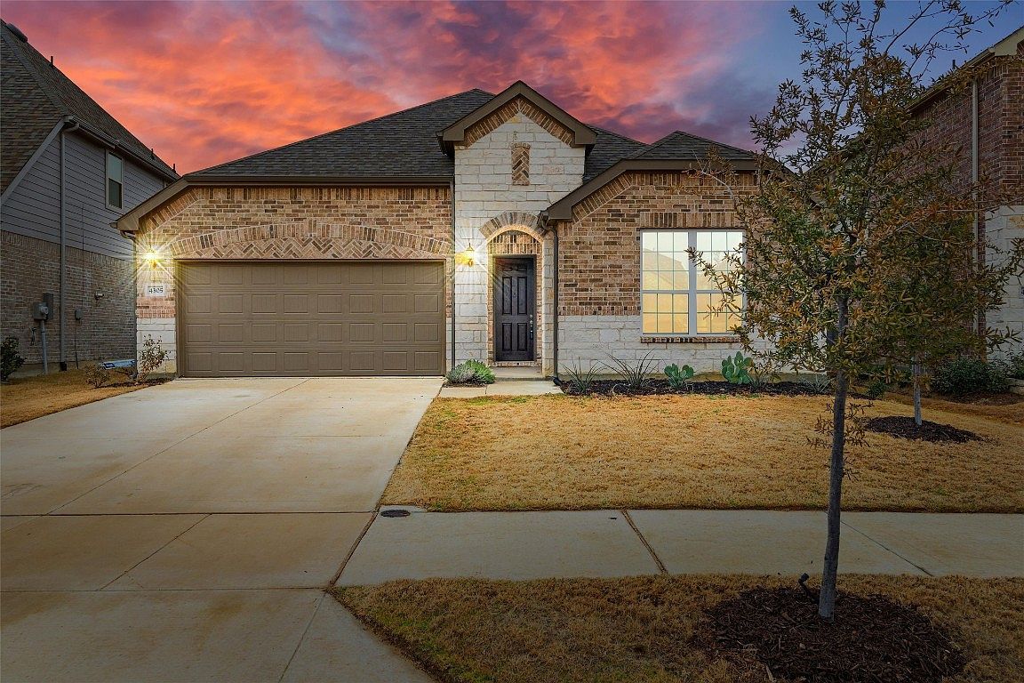 4305 Expedition Dr Little Elm, TX 75068 - Thumbnail 2