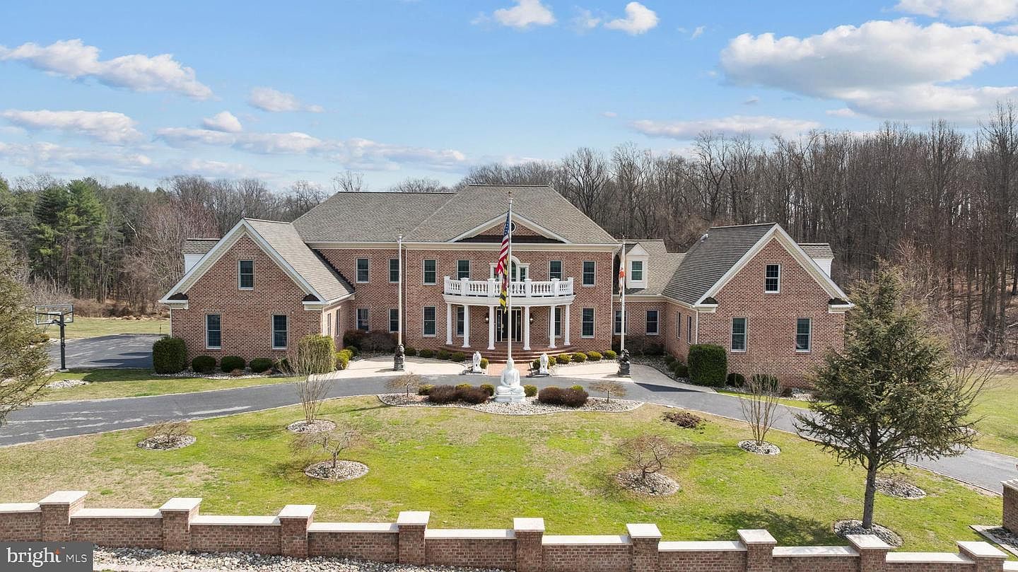 1410 Falls Crest Dr Fallston, MD 21047 - Thumbnail 2