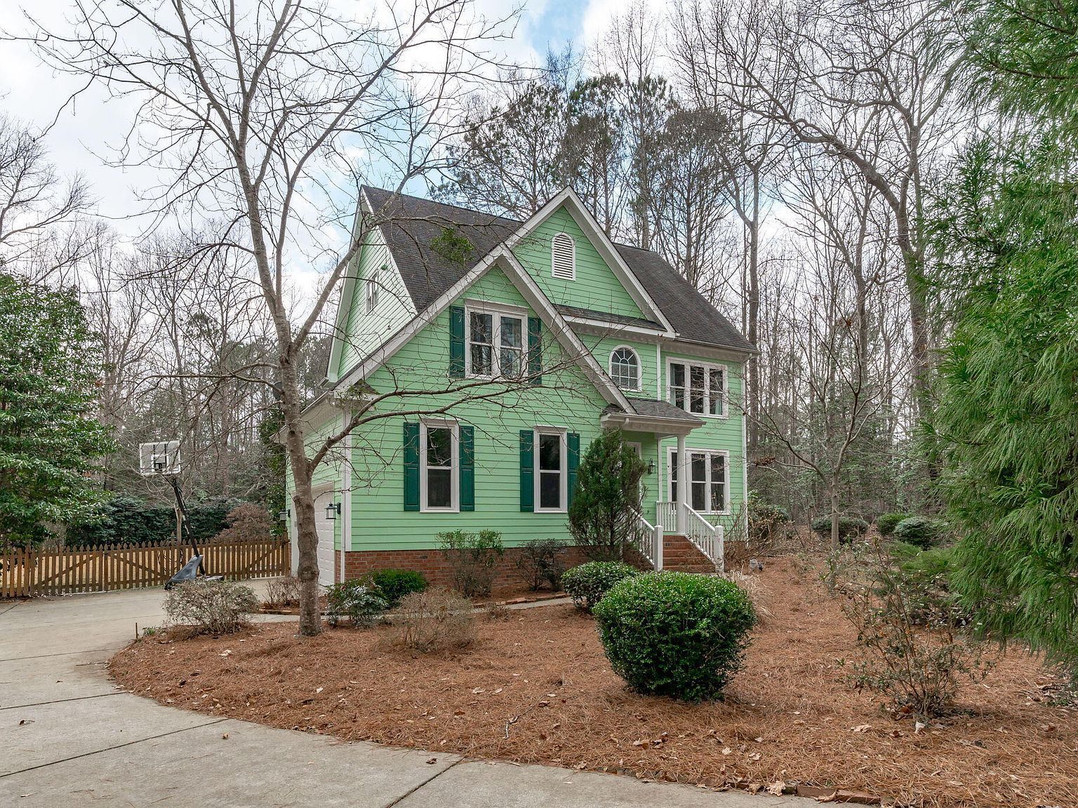 8132 Robincrest Ct Fuquay Varina, NC 27526 - Thumbnail 2