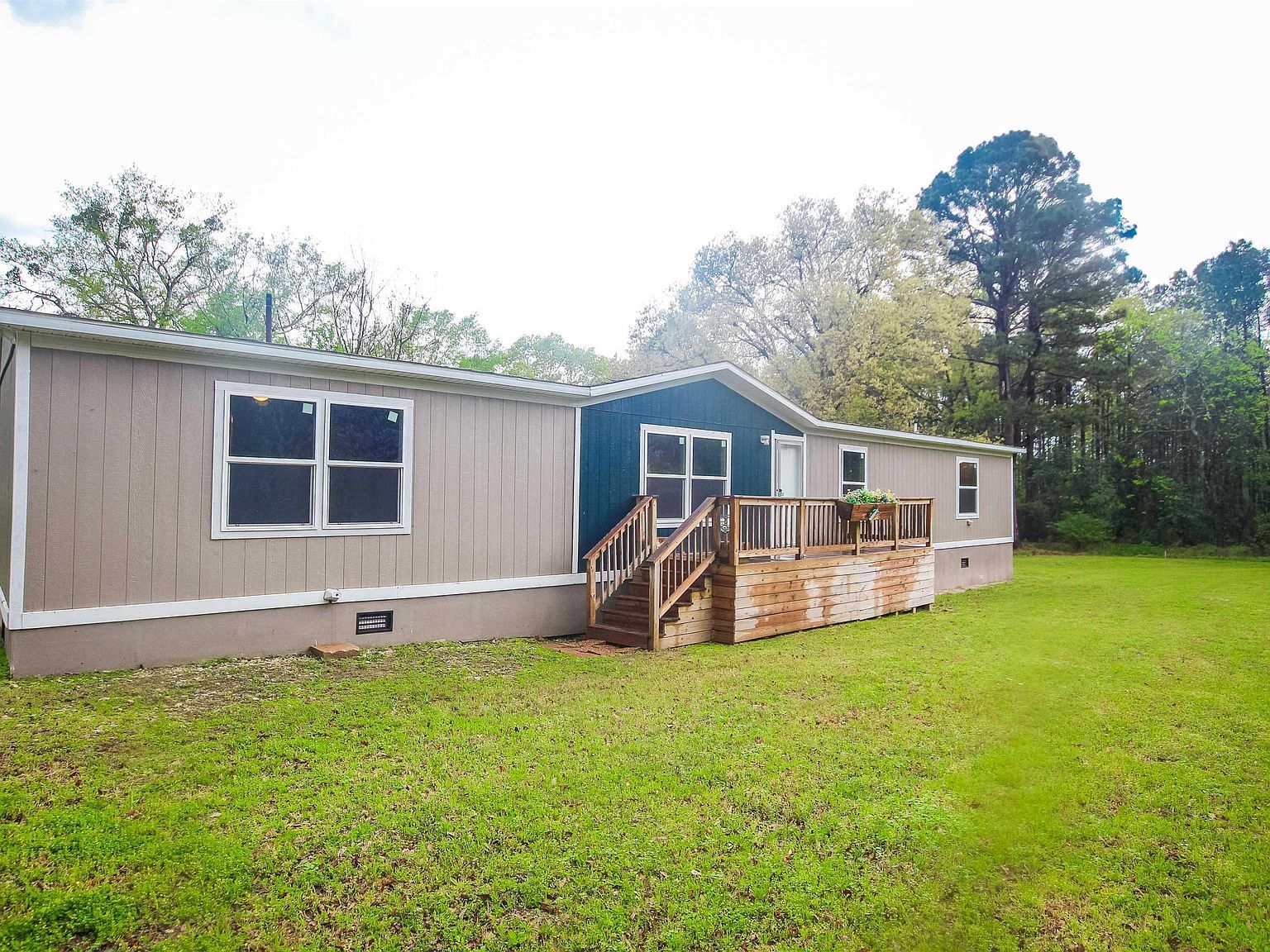 1506 1/2 S Front St Overton, TX 75684 - Thumbnail 2