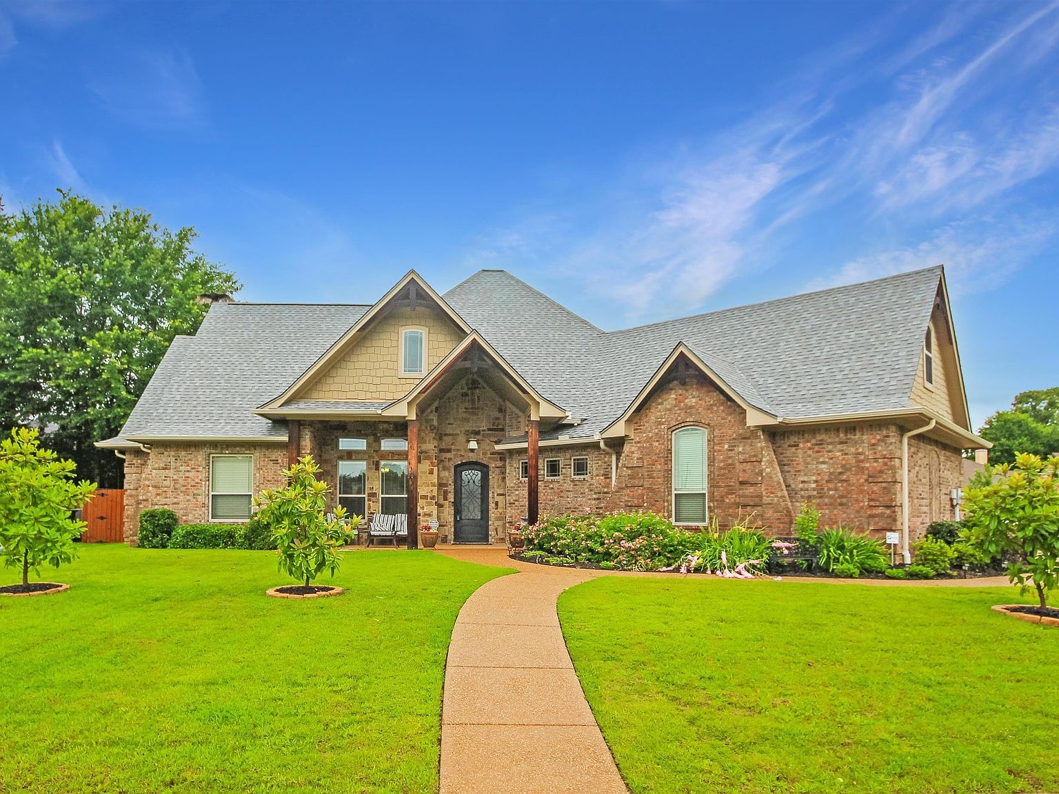 1303 Elk River Rd Tyler, TX 75703 - Thumbnail 2