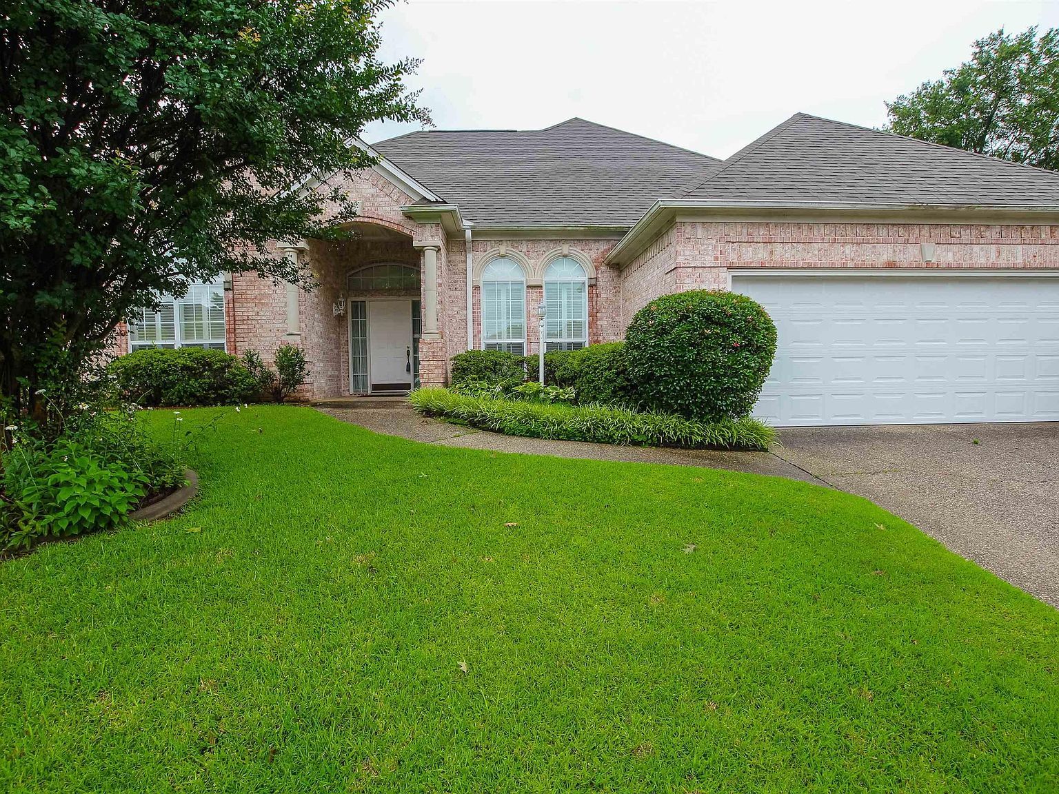 704 Paloma St Tyler, TX 75703 - Thumbnail 2