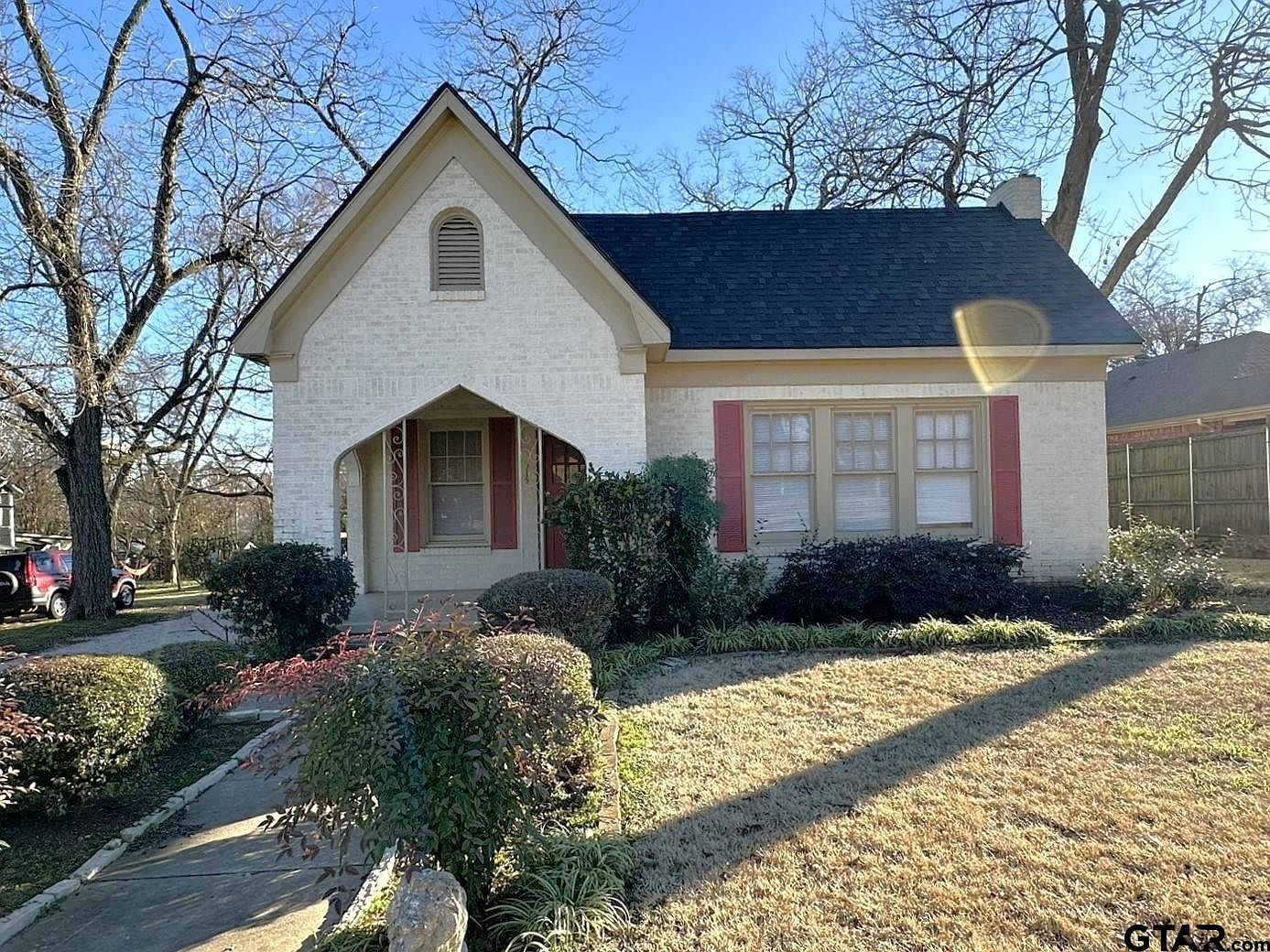 515 & 517 W Charnwood St Tyler, TX 75701 - Thumbnail 2