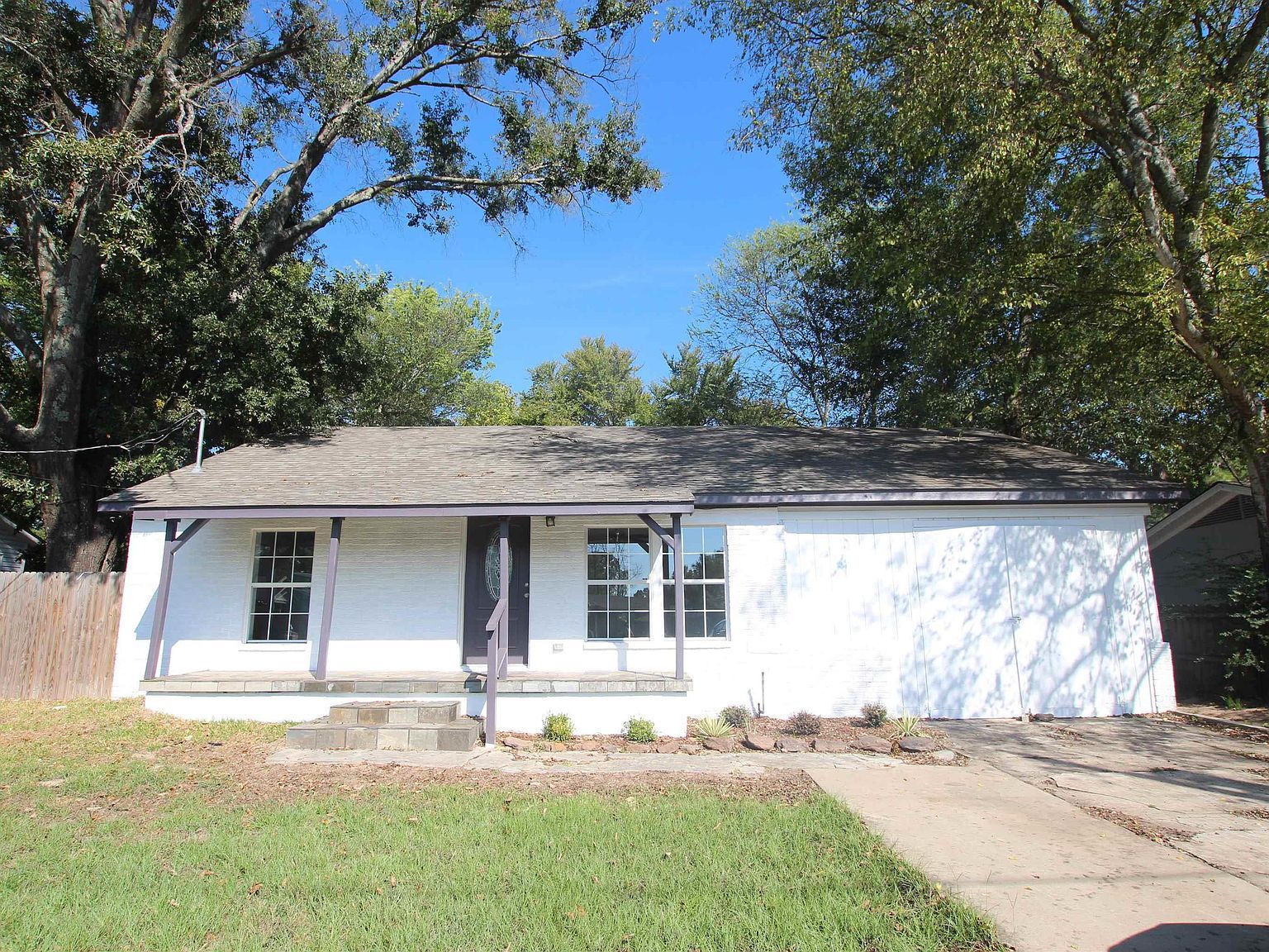 219 Half St Lindale, TX 75771 - Thumbnail 2