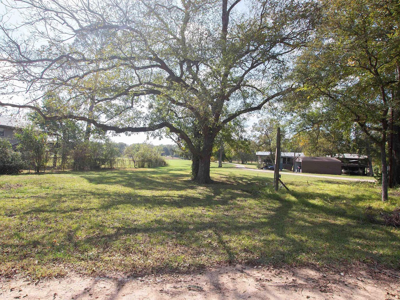 Private Road 6903 Palestine, TX 75803 - Thumbnail 2