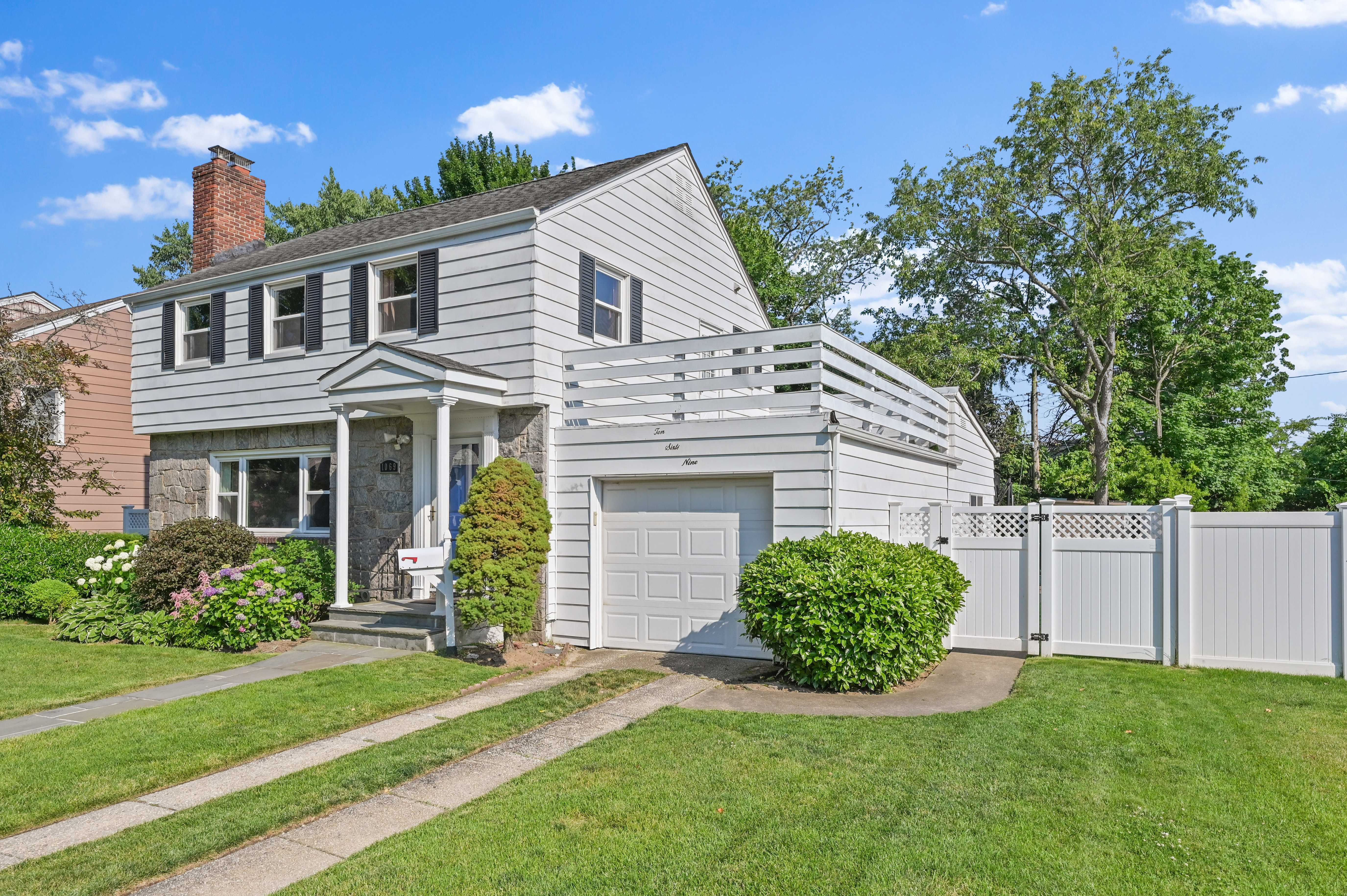 1069 Milburn Road, Valley Stream, NY, USA, 11580 - Thumbnail 2