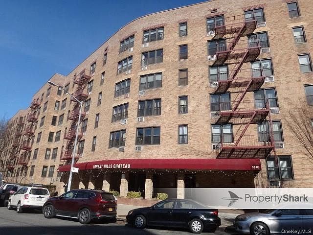 58-03 Calloway St #6FF Queens, NY 11368  | Condominium