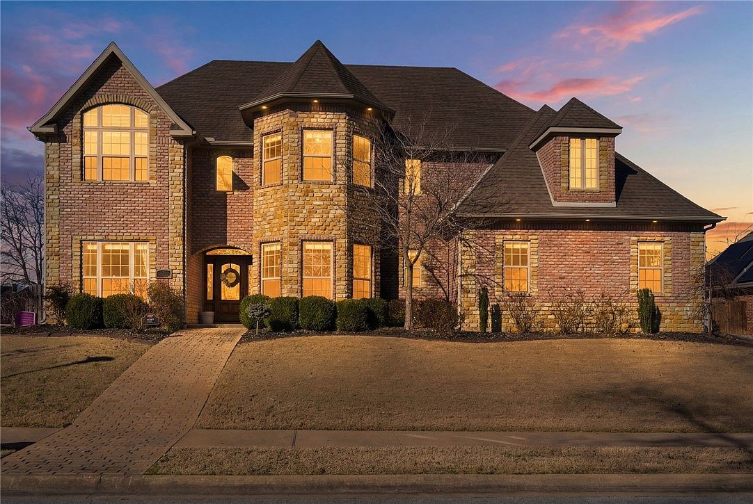 405 NW O St Bentonville, AR 72712 - Thumbnail 2