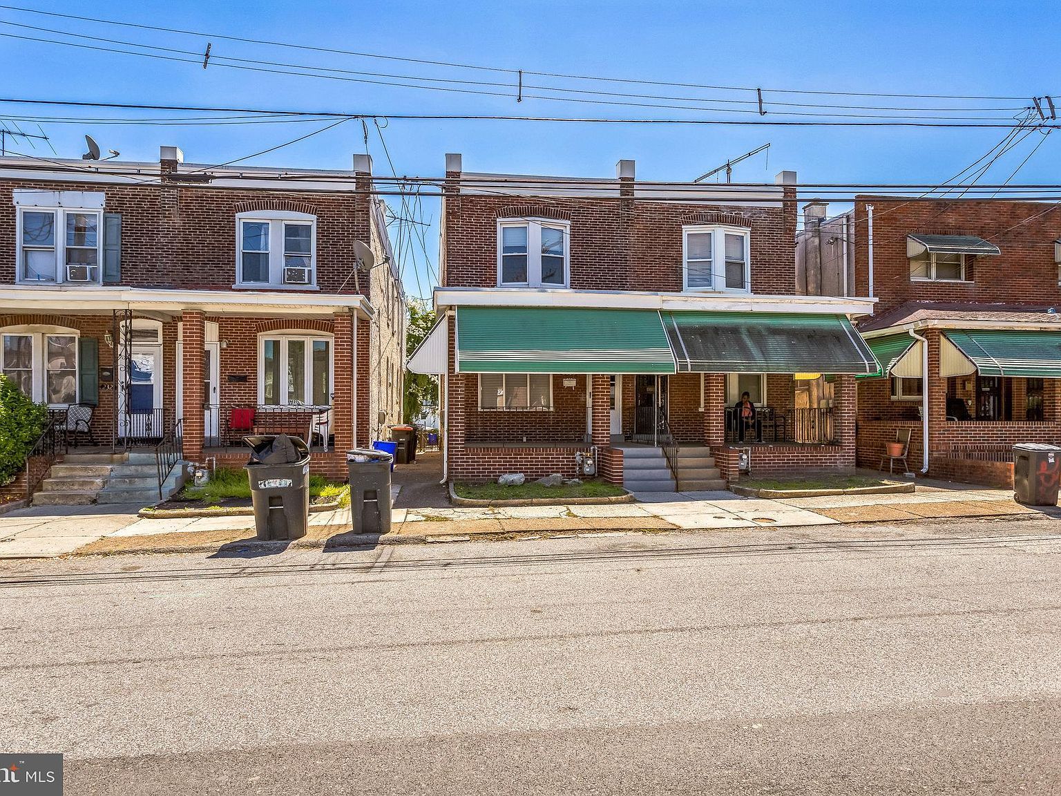 2325 W 4th St Chester, PA 19013 - Thumbnail 2