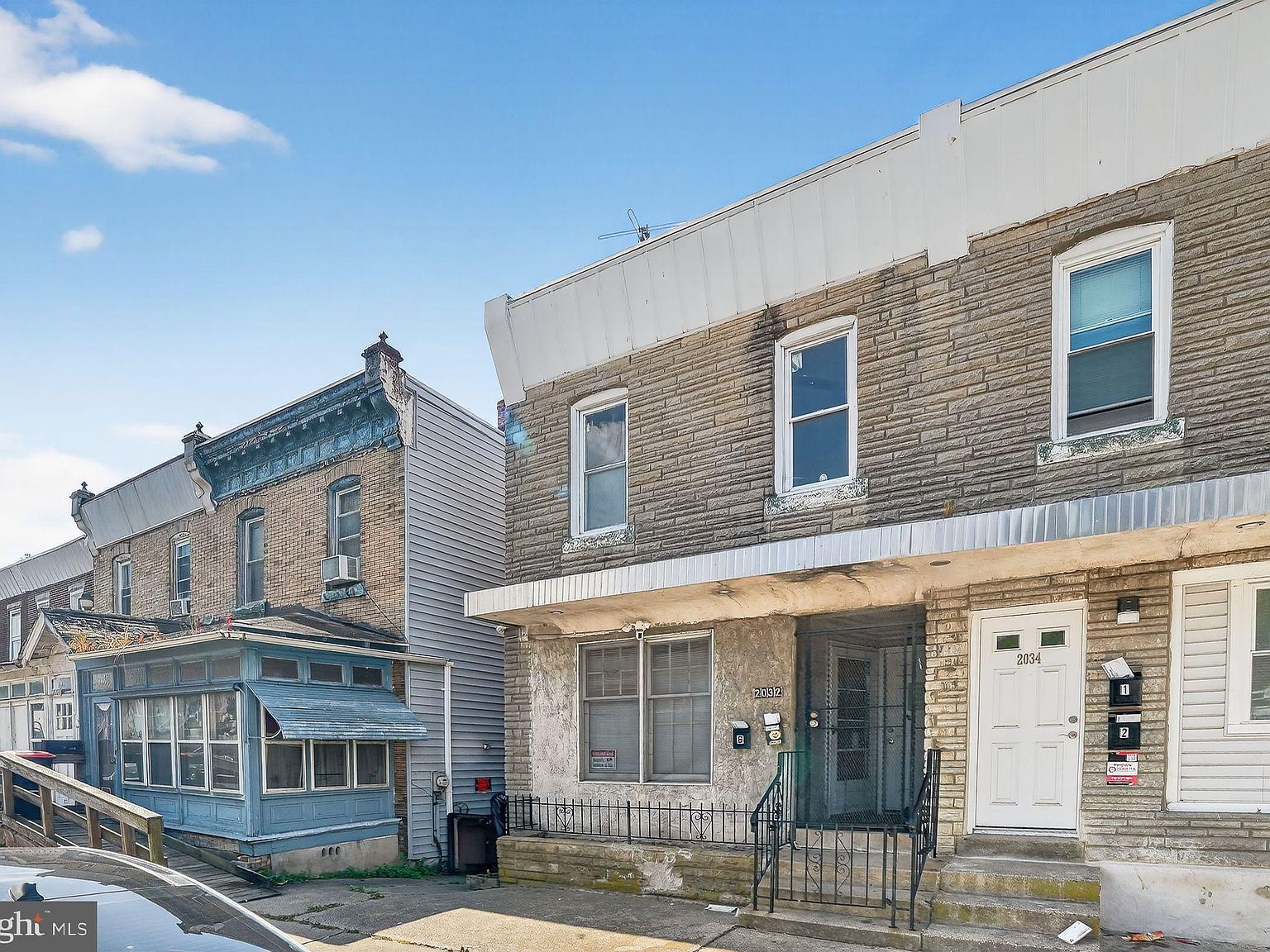 2032 Edgmont Ave Chester, PA 19013 - Thumbnail 2