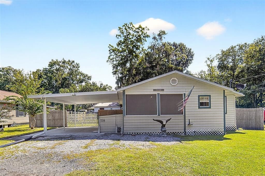 276 S Myrtle St Starke, FL 32091 - Thumbnail 2