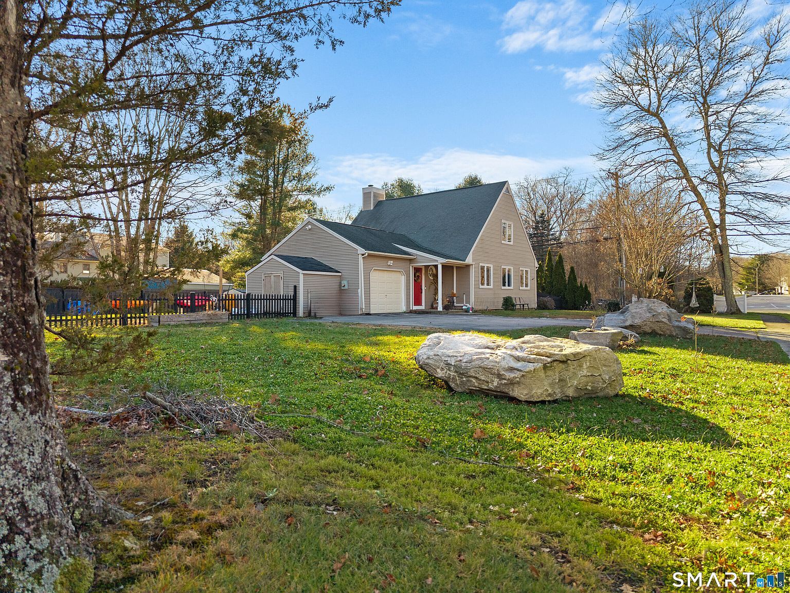 1 Marcel Rd Groton, CT 06355 - Thumbnail 2