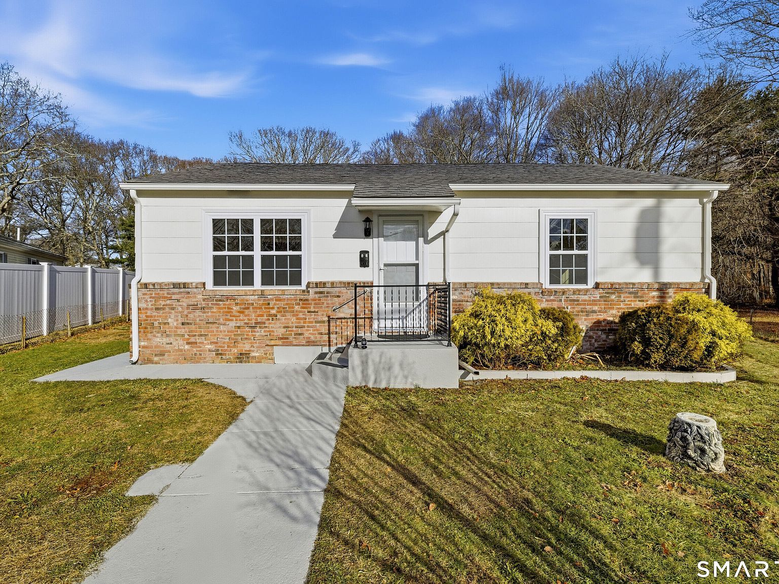 32 Concord Ct Groton, CT 06340 - Thumbnail 2