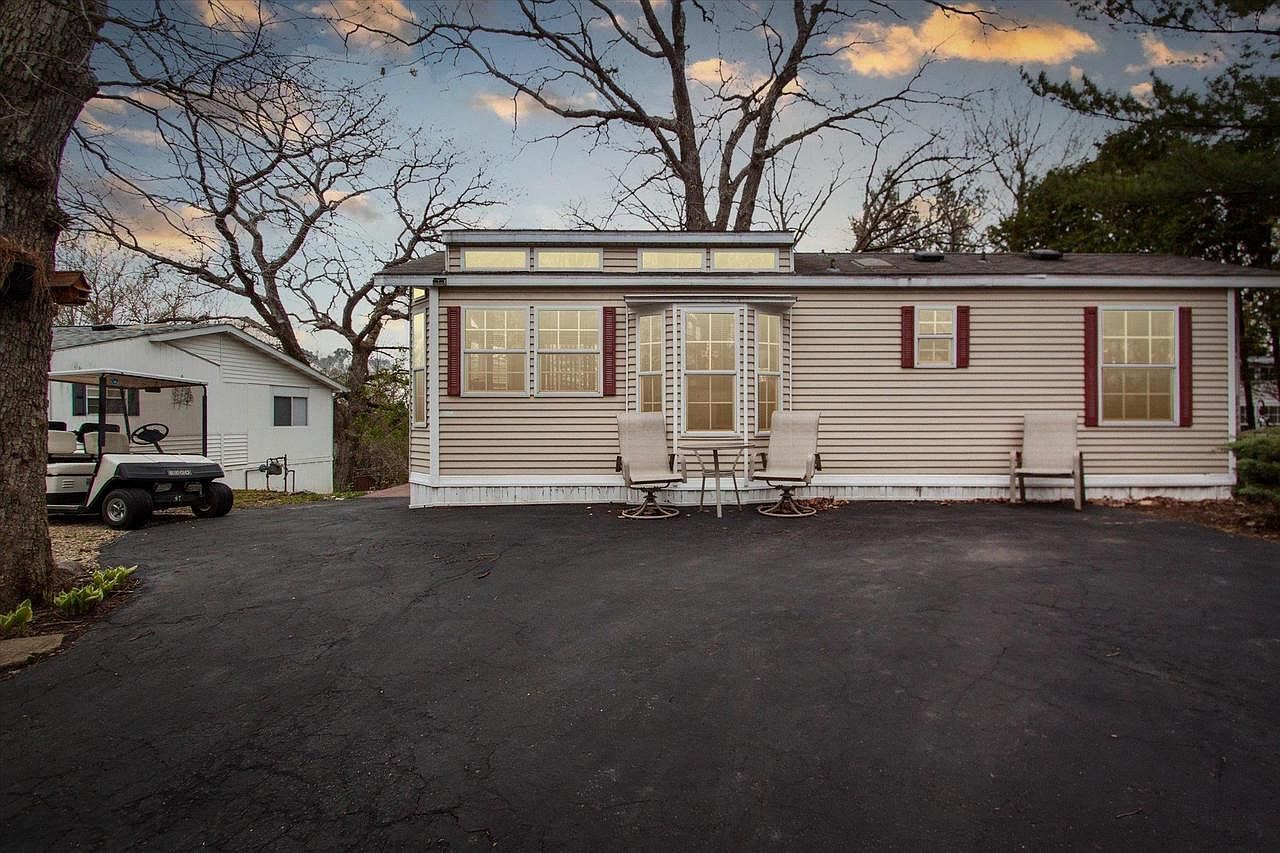 197 Hillside Edgerton, WI 53534 - Thumbnail 2