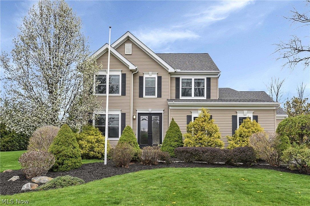 31766 Walker Rd Avon Lake, OH 44012  | Single Family