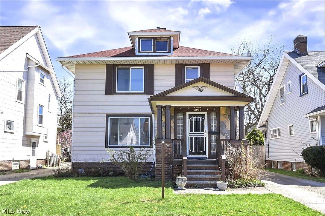 2037 Bunts Rd Lakewood, OH 44107  | Single Family