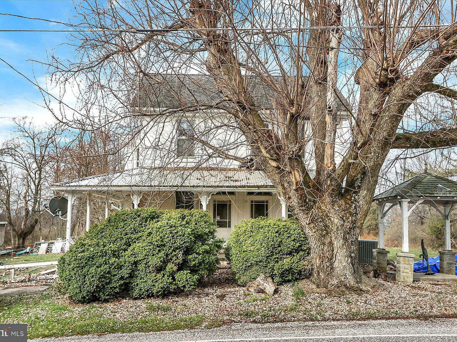 21 N York Rd Dillsburg, PA 17019 - Thumbnail 2