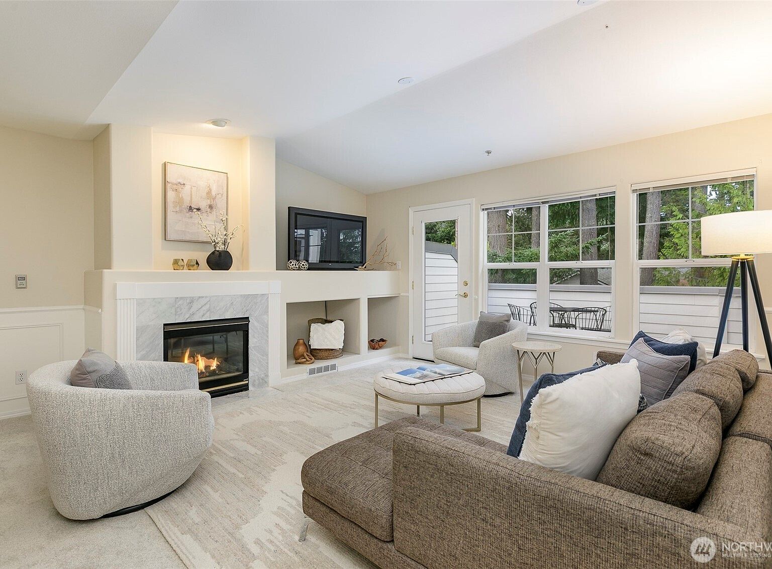 8500 Main St Unit F305 Edmonds, WA 98026 - Thumbnail 2