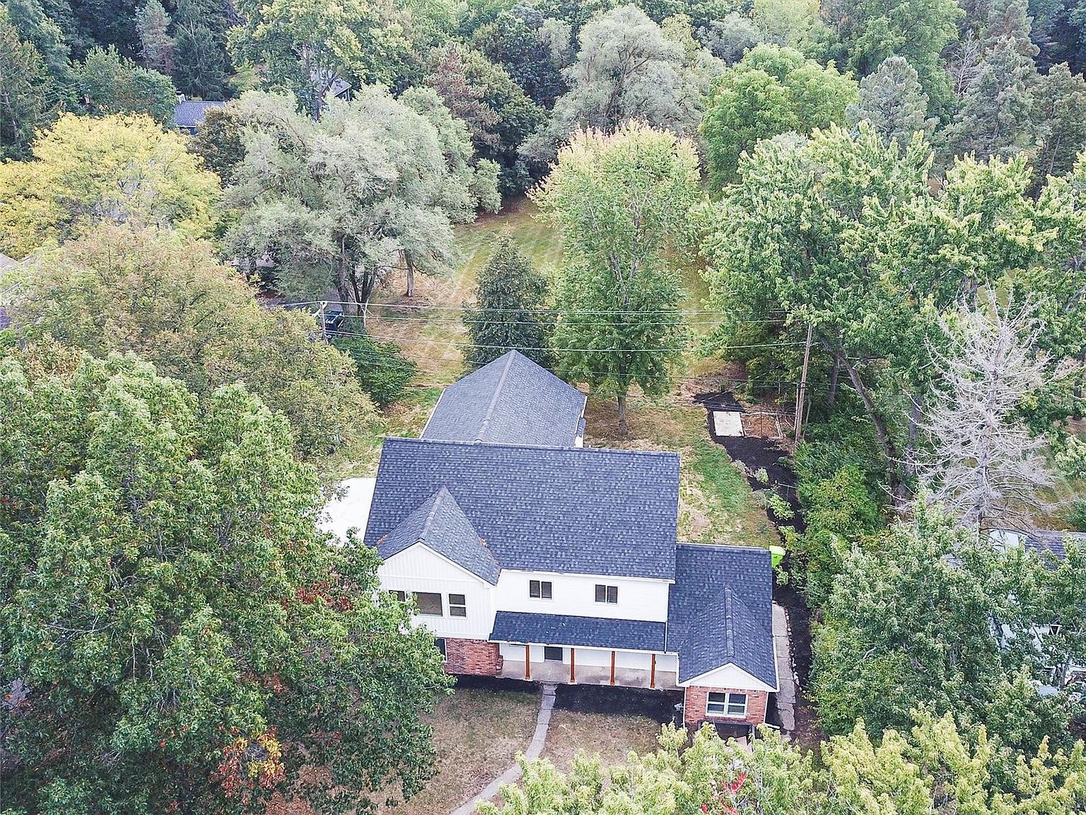 7369 Sweetbriar Rd West Bloomfield, MI 48324 - Thumbnail 2