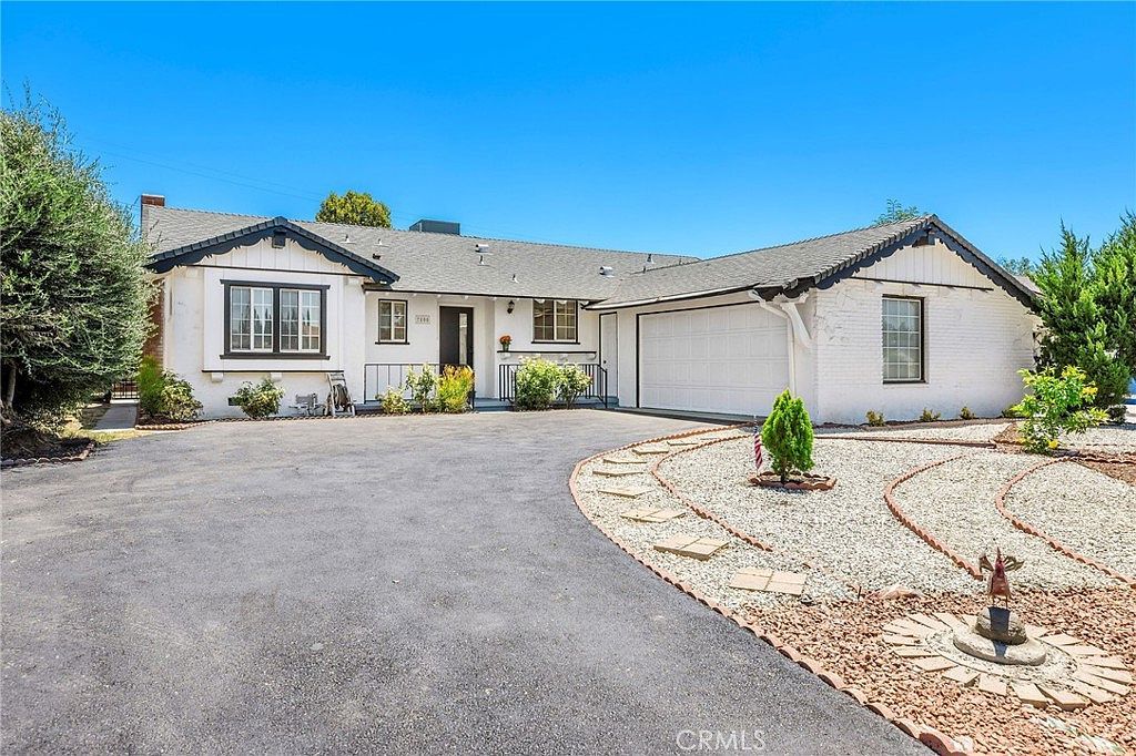 7800 Fairchild Ave Winnetka, CA 91306 - Thumbnail 2