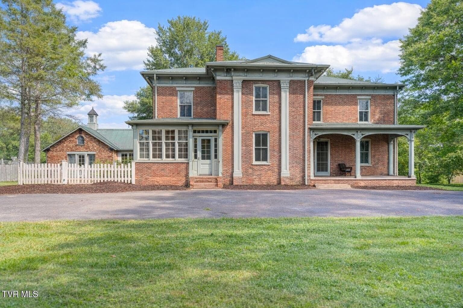 275 Burger Dr Chuckey, TN 37641, 37641
