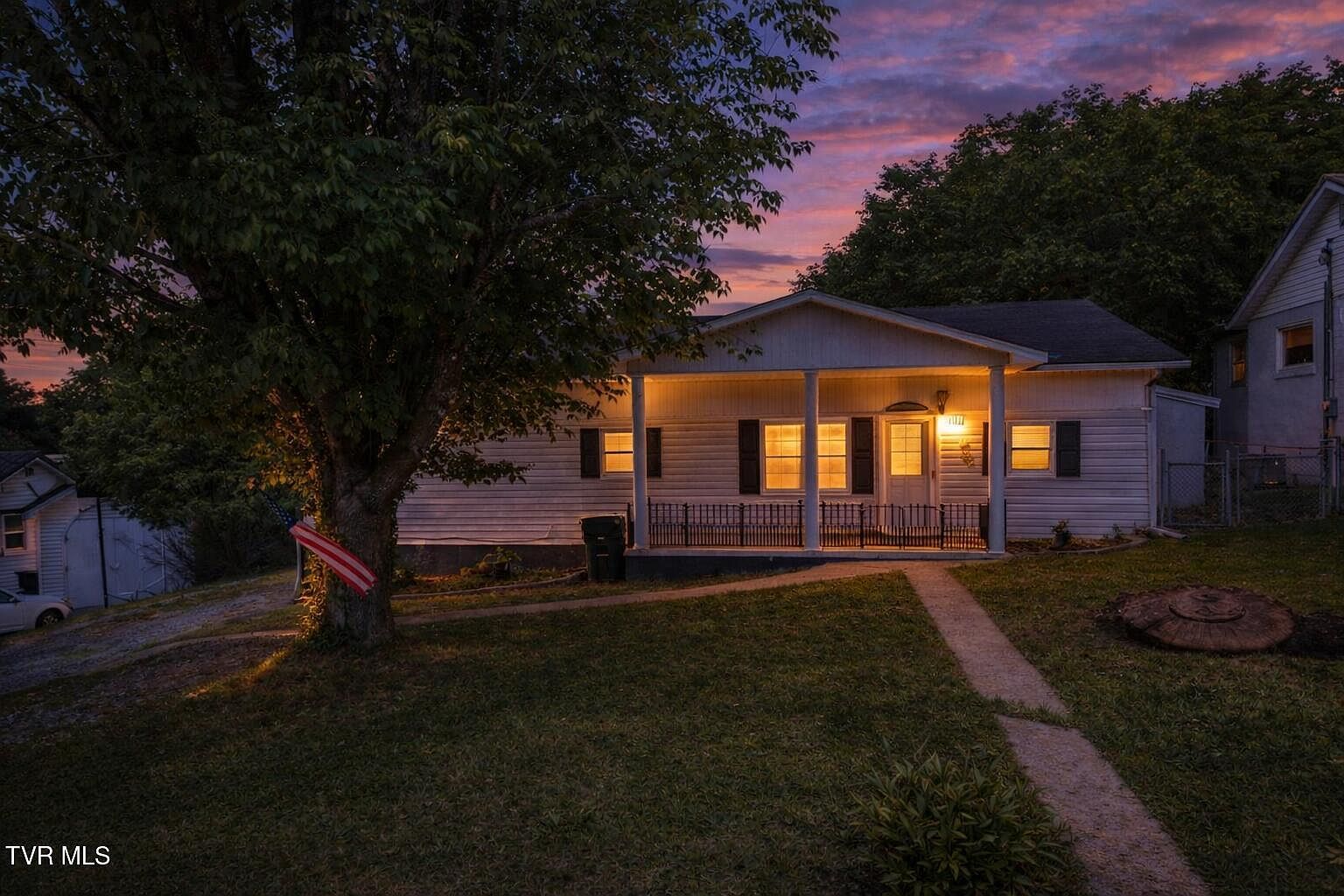 127 Sparta St Greeneville, TN 37745  | Single Family