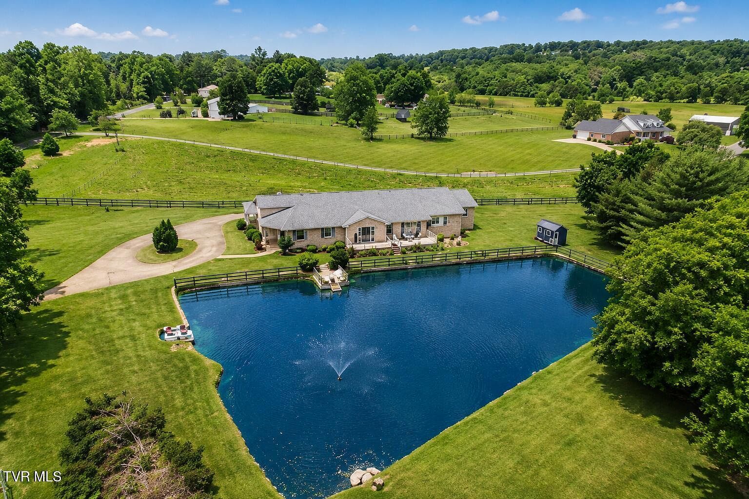 1435 Holly Creek Rd Greeneville, TN 37745, 37745