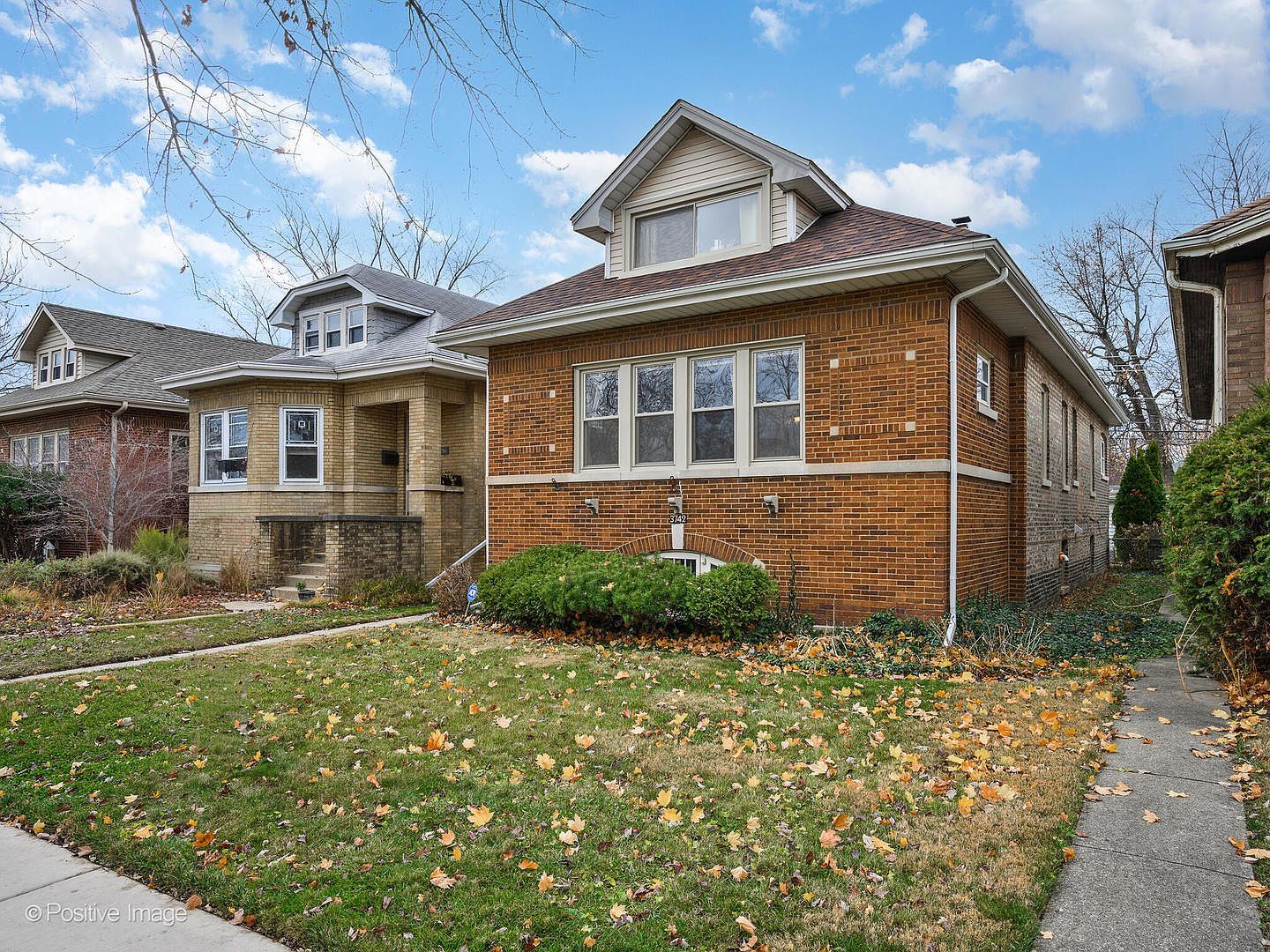 3742 Clinton Ave Berwyn, IL 60402 - Thumbnail 2