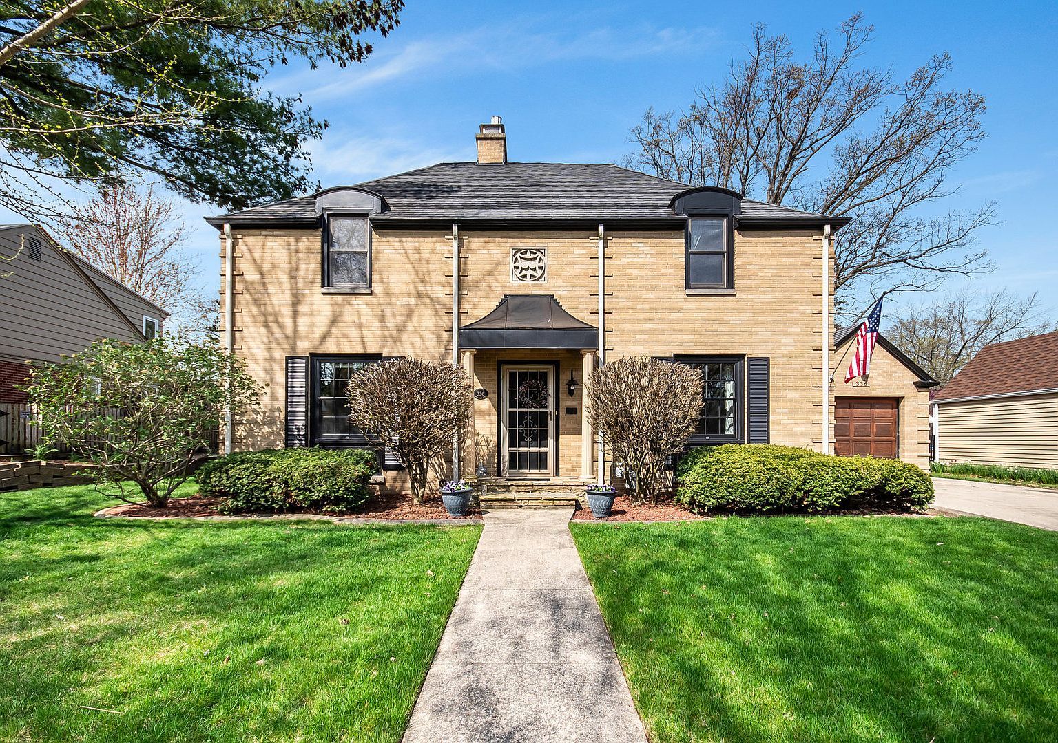 336 Hamilton Ave Elgin, IL 60123 - Thumbnail 2