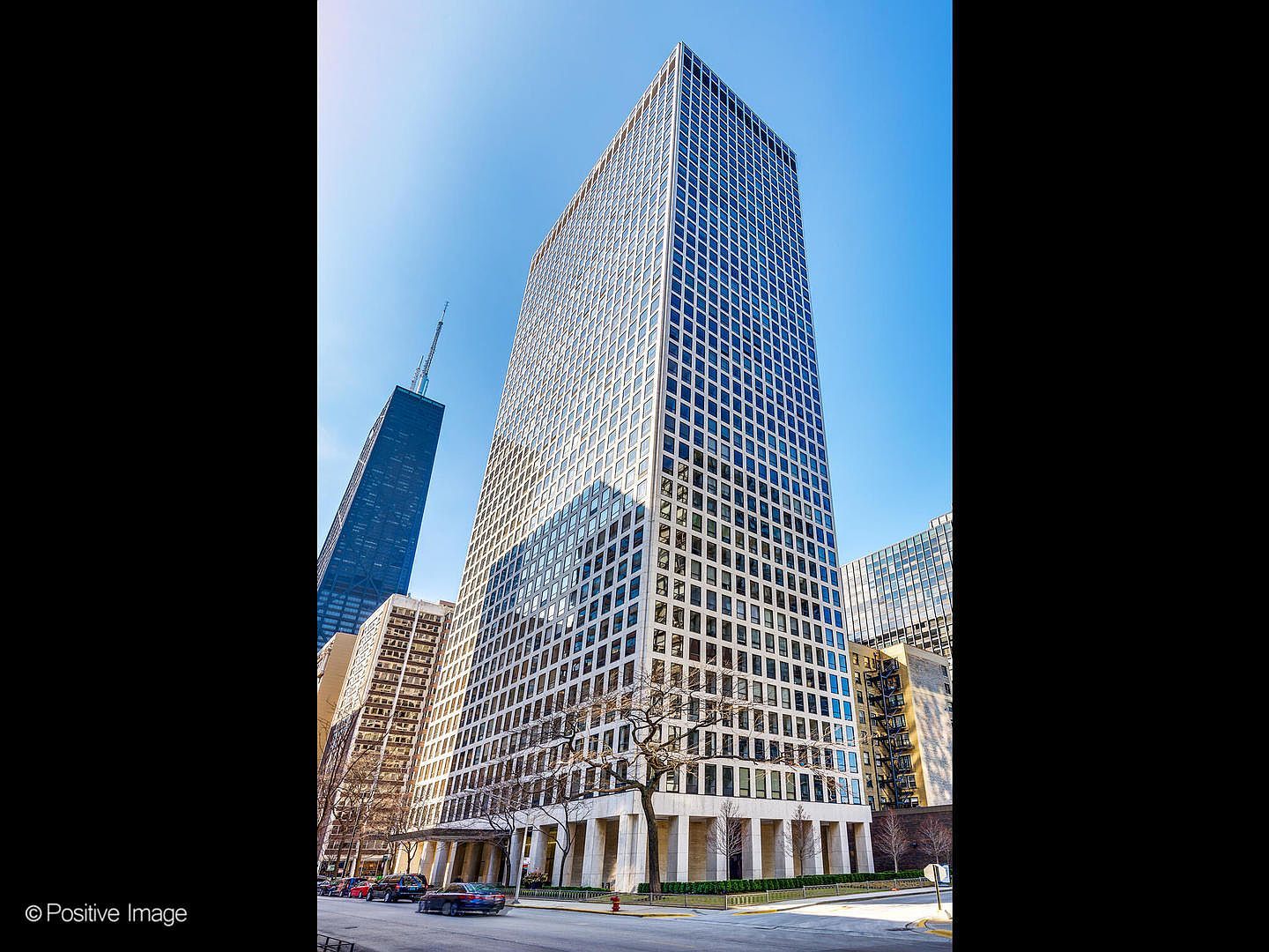 260 E Chestnut St APT 2507 Chicago, IL 60611  | Condominium