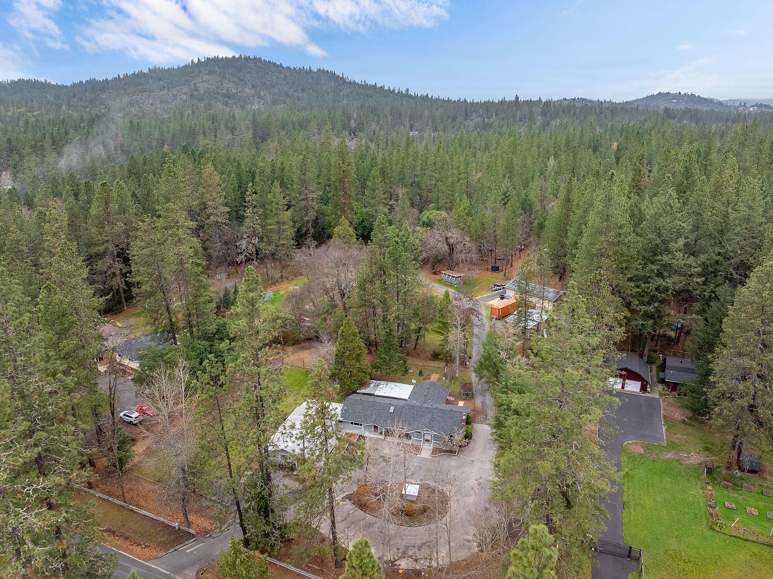 234 Penny Ln Grants Pass, OR 97527 - Thumbnail 2