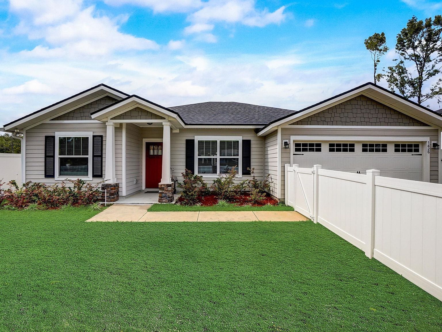 1426 Lake Shore Blvd Jacksonville, FL 32205 - Thumbnail 2