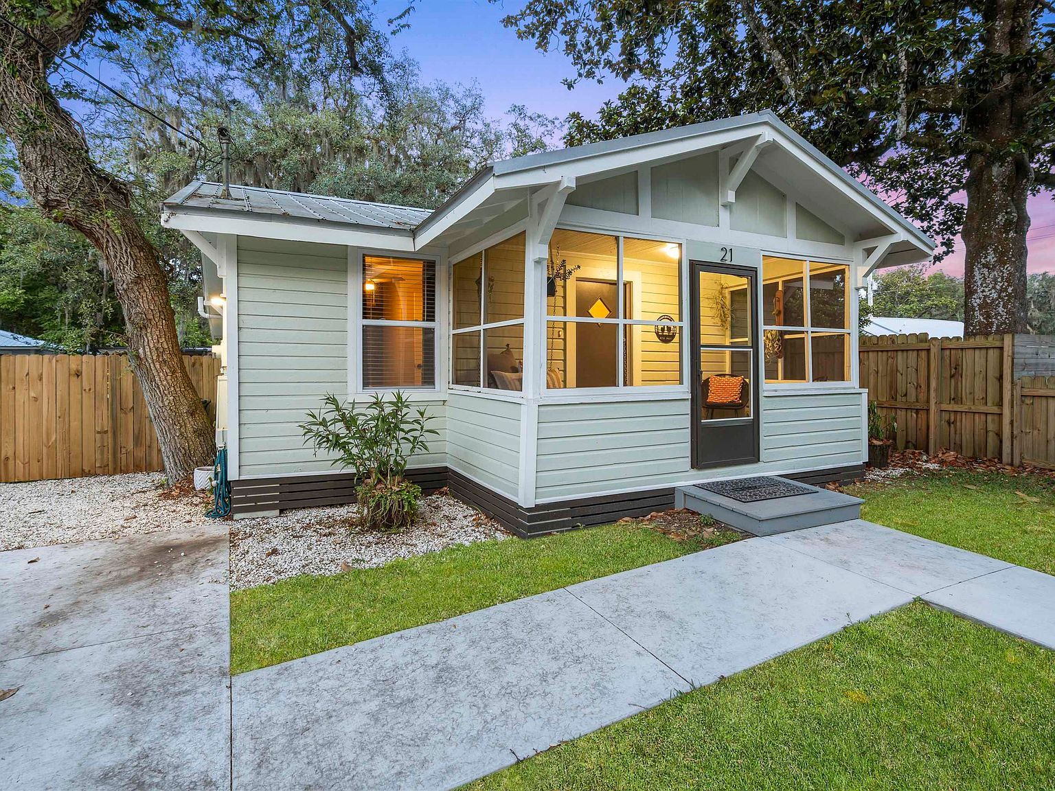 21 Sidney St Saint Augustine, FL 32084 - Thumbnail 2