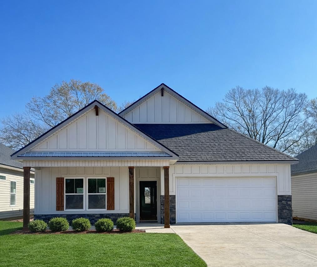 301 S Bend Ave Dothan, AL 36301 - Thumbnail 2