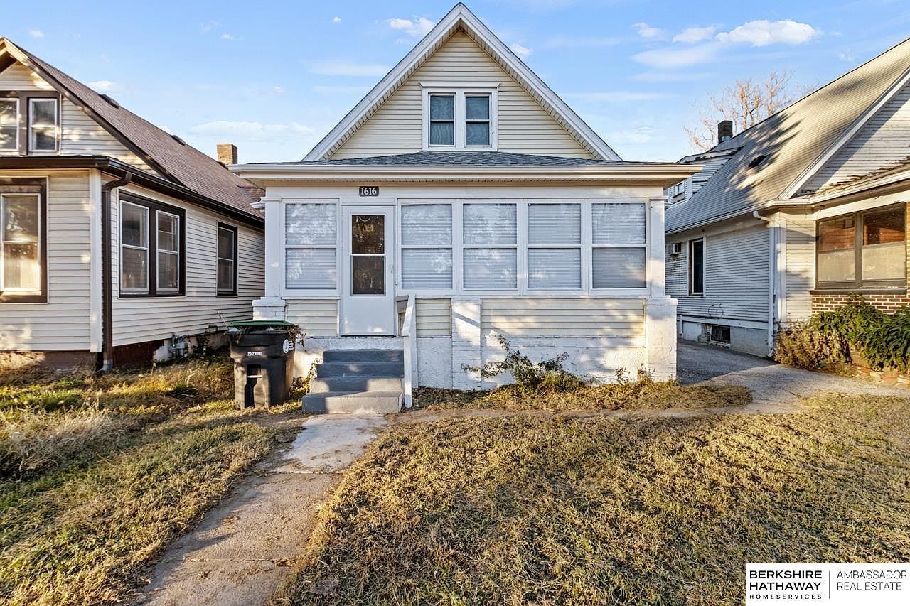 1616 Lake St Omaha, NE 68110 - Thumbnail 2