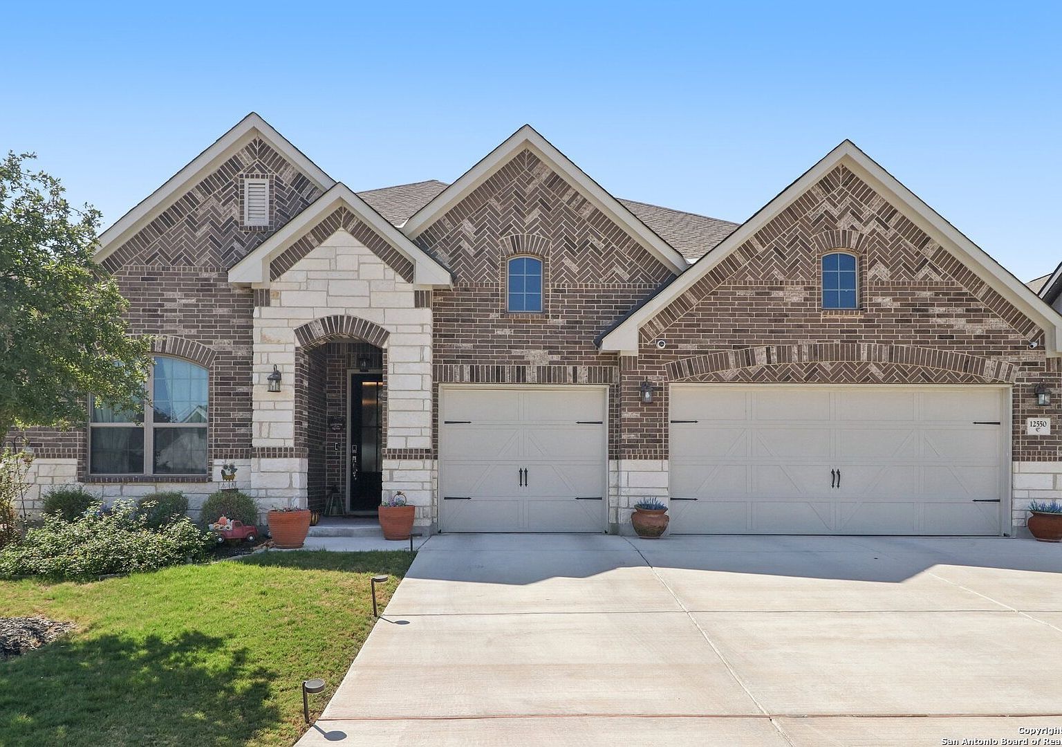 12550 Silver Gate San Antonio, TX 78254 - Thumbnail 2