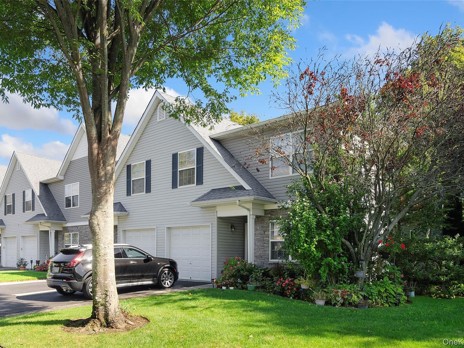 307 Medea Way Central Islip, NY 11722 - Thumbnail 2