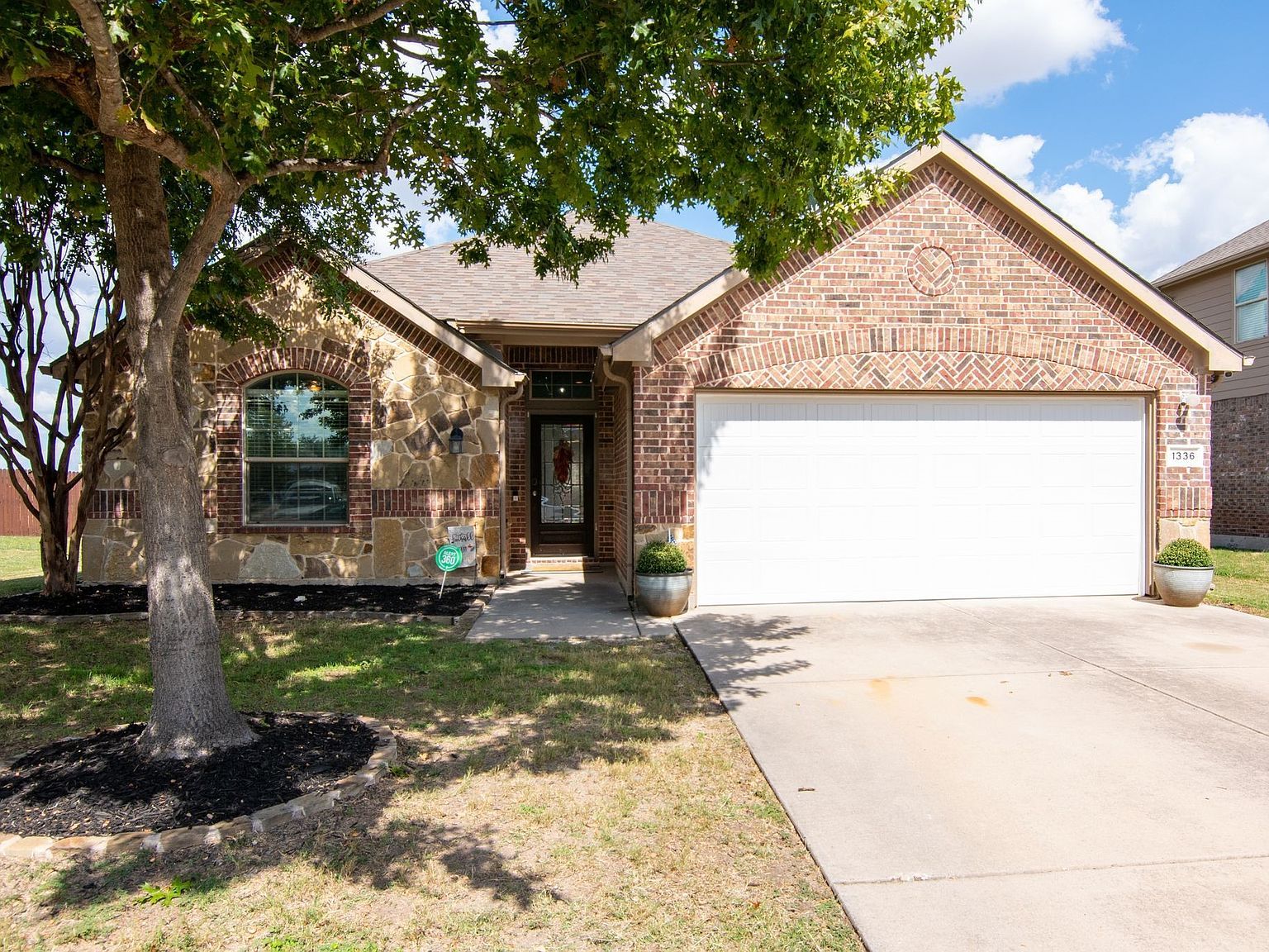 1336 Shelley Dr Burleson, TX 76028 - Thumbnail 2