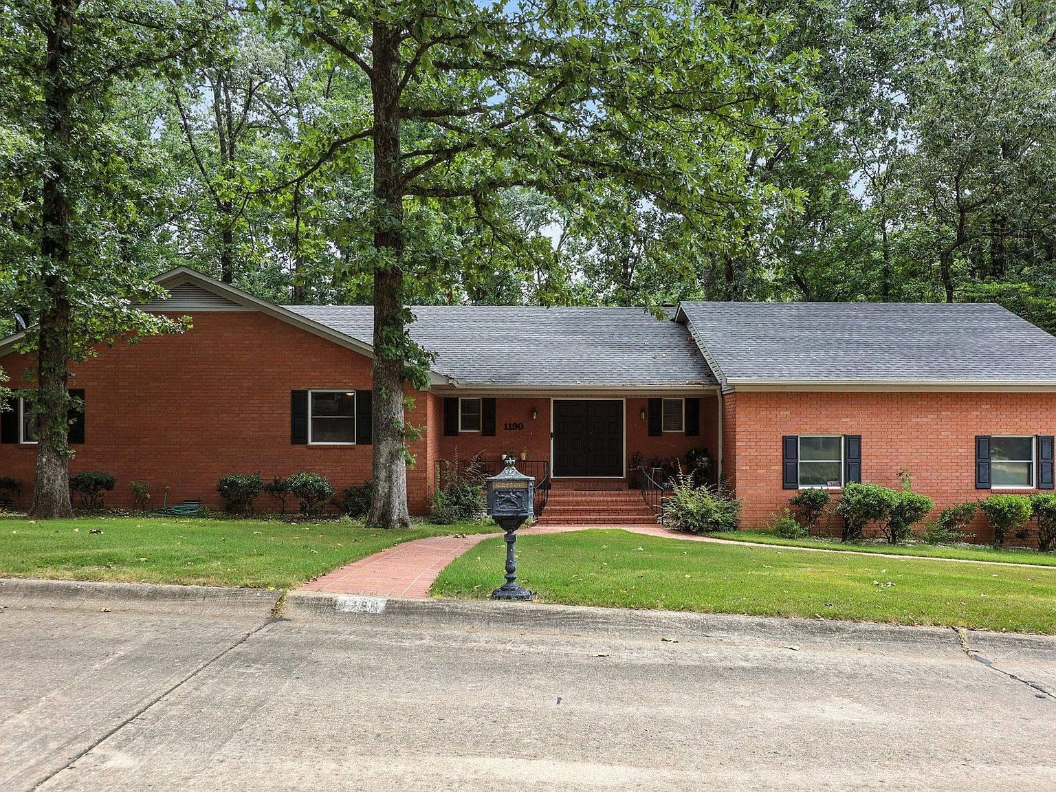1190 Cambridge Cir Benton, AR 72019 - Thumbnail 2