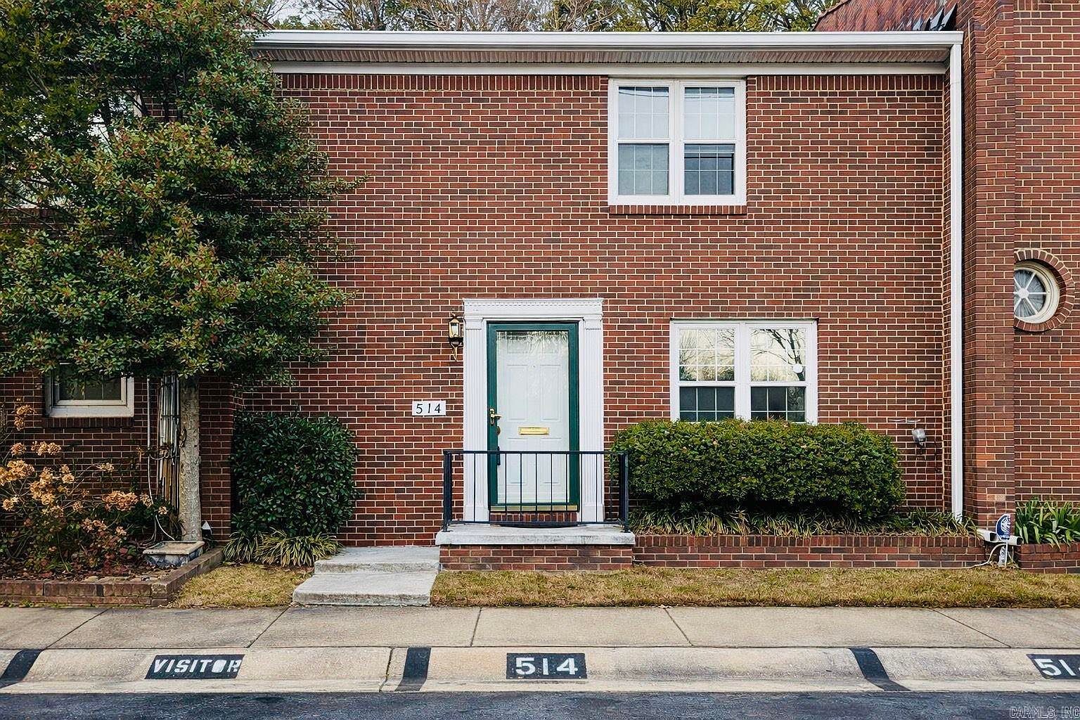 514 Cambridge Place Dr Little Rock, AR 72227 - Thumbnail 2