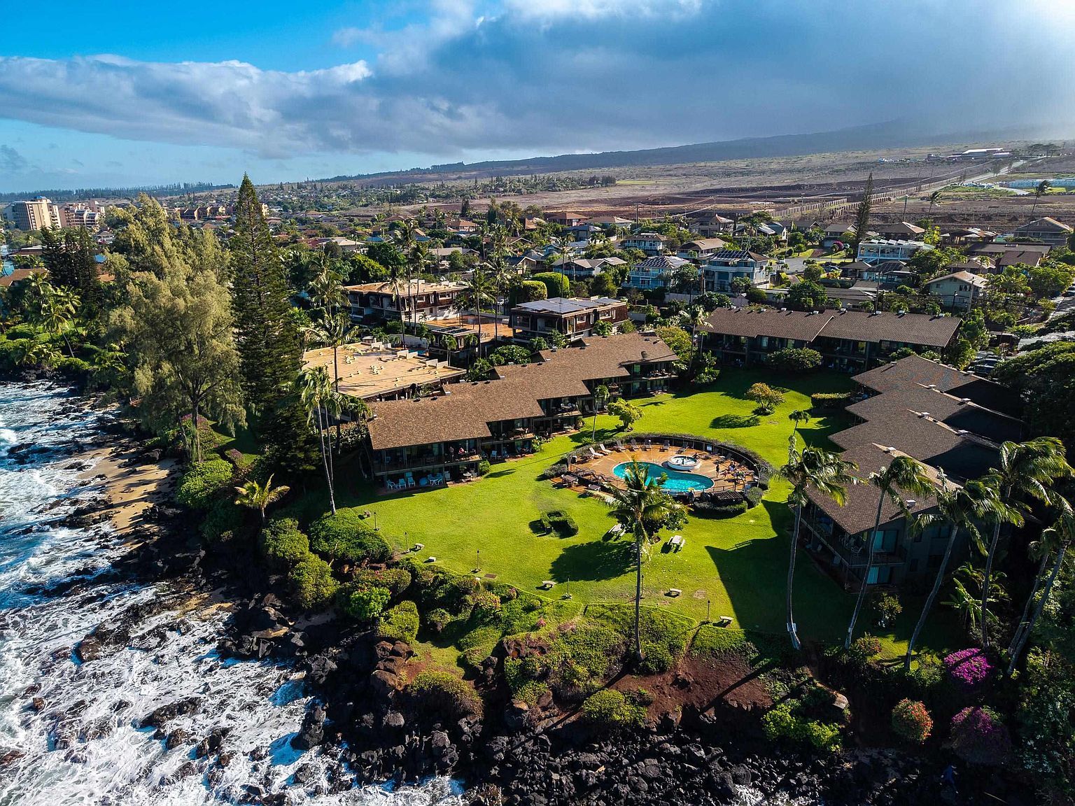 3975 Lower Honoapiilani Rd UNIT 114 Lahaina, HI 96761 - Thumbnail 2