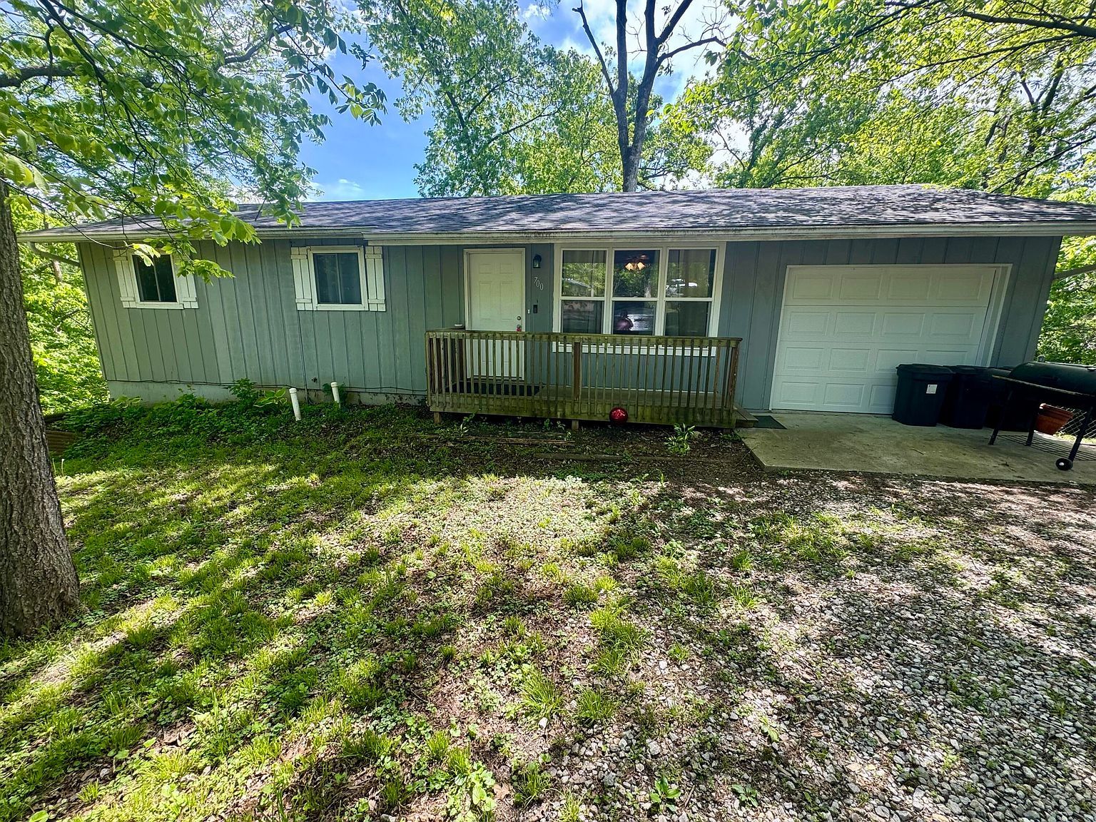 700 W Bon Gor Ct Columbia, MO 65202  | Single Family