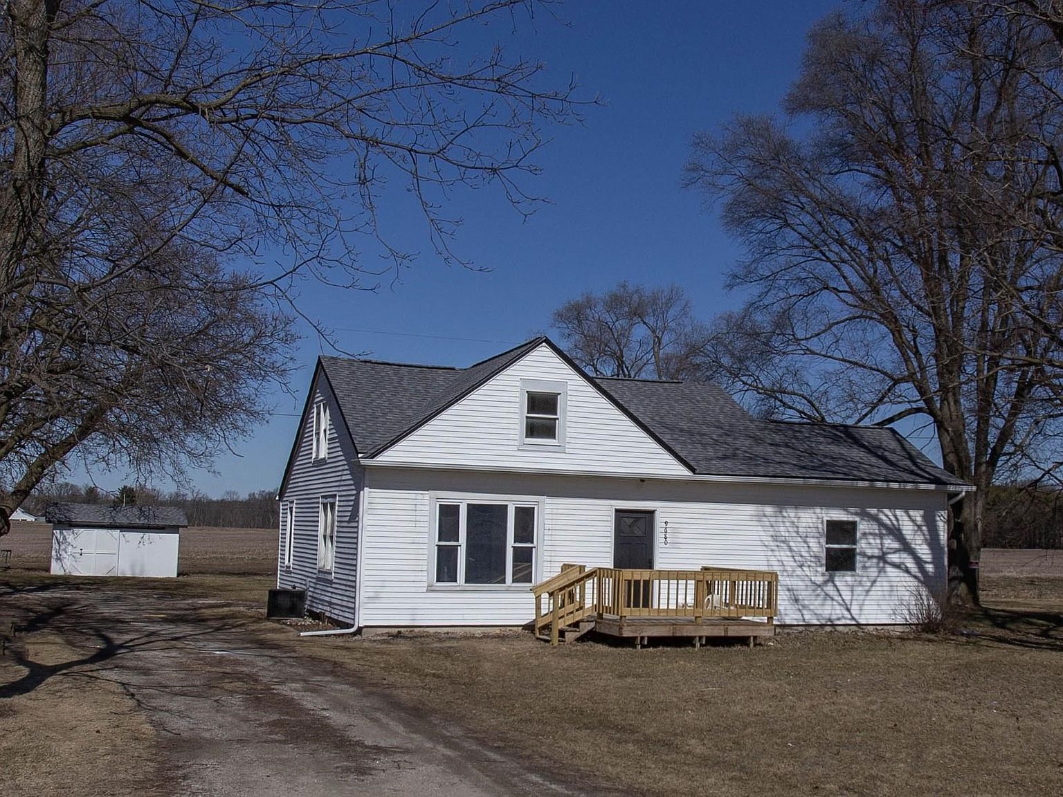 9680 W Us Highway 20 Angola, IN 46703 - Thumbnail 2