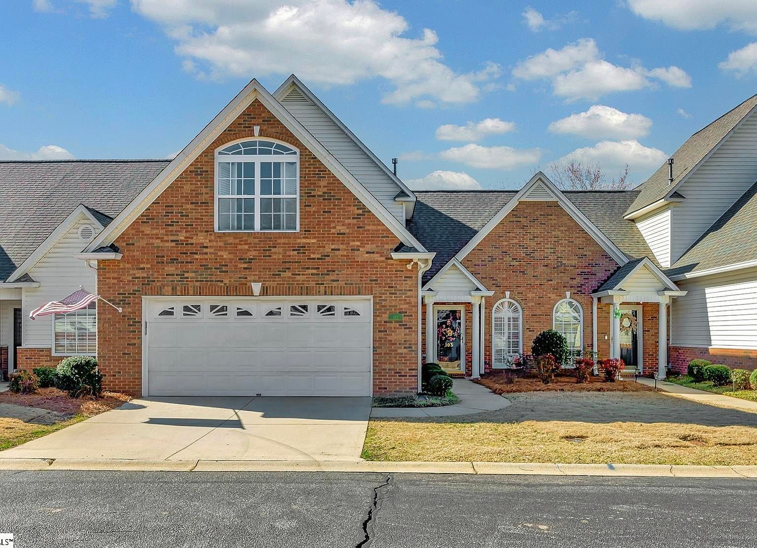 103 Wyndham Ct Greenville, SC 29615 - Thumbnail 2