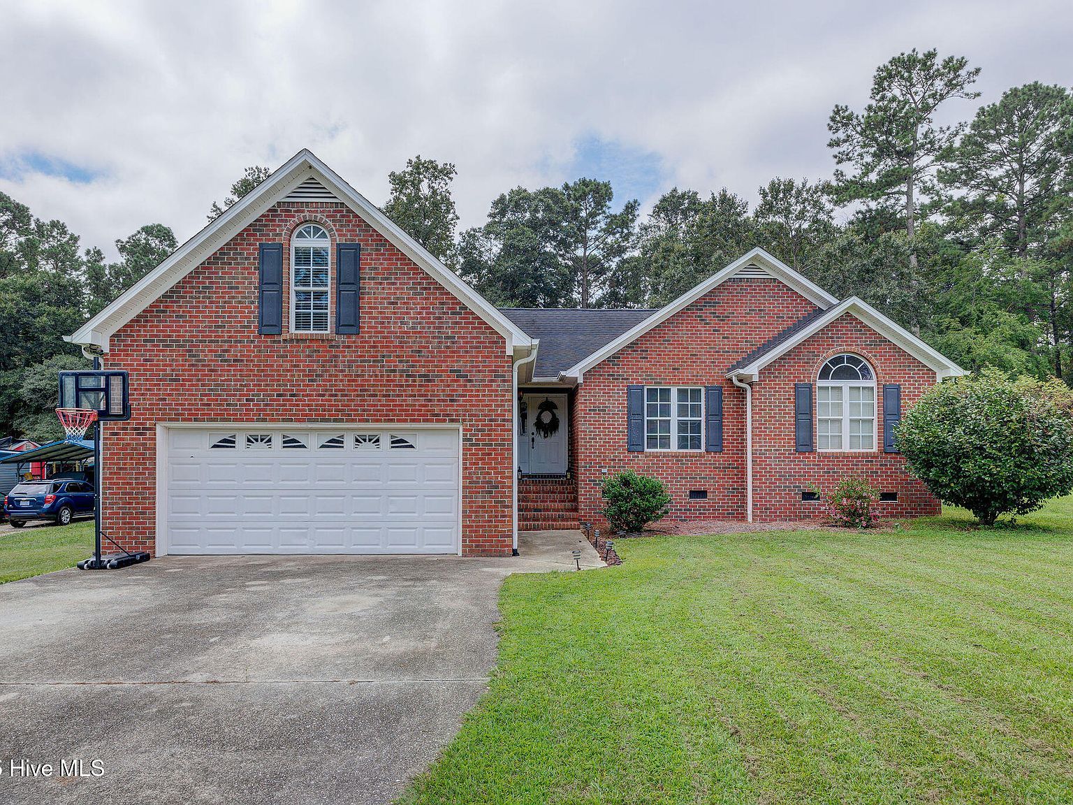 609 Lakeside Dr Riegelwood, NC 28456 - Thumbnail 2