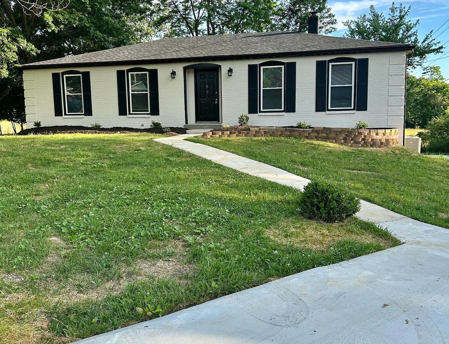 95 Easy St Frankfort, KY 40601 - Thumbnail 2