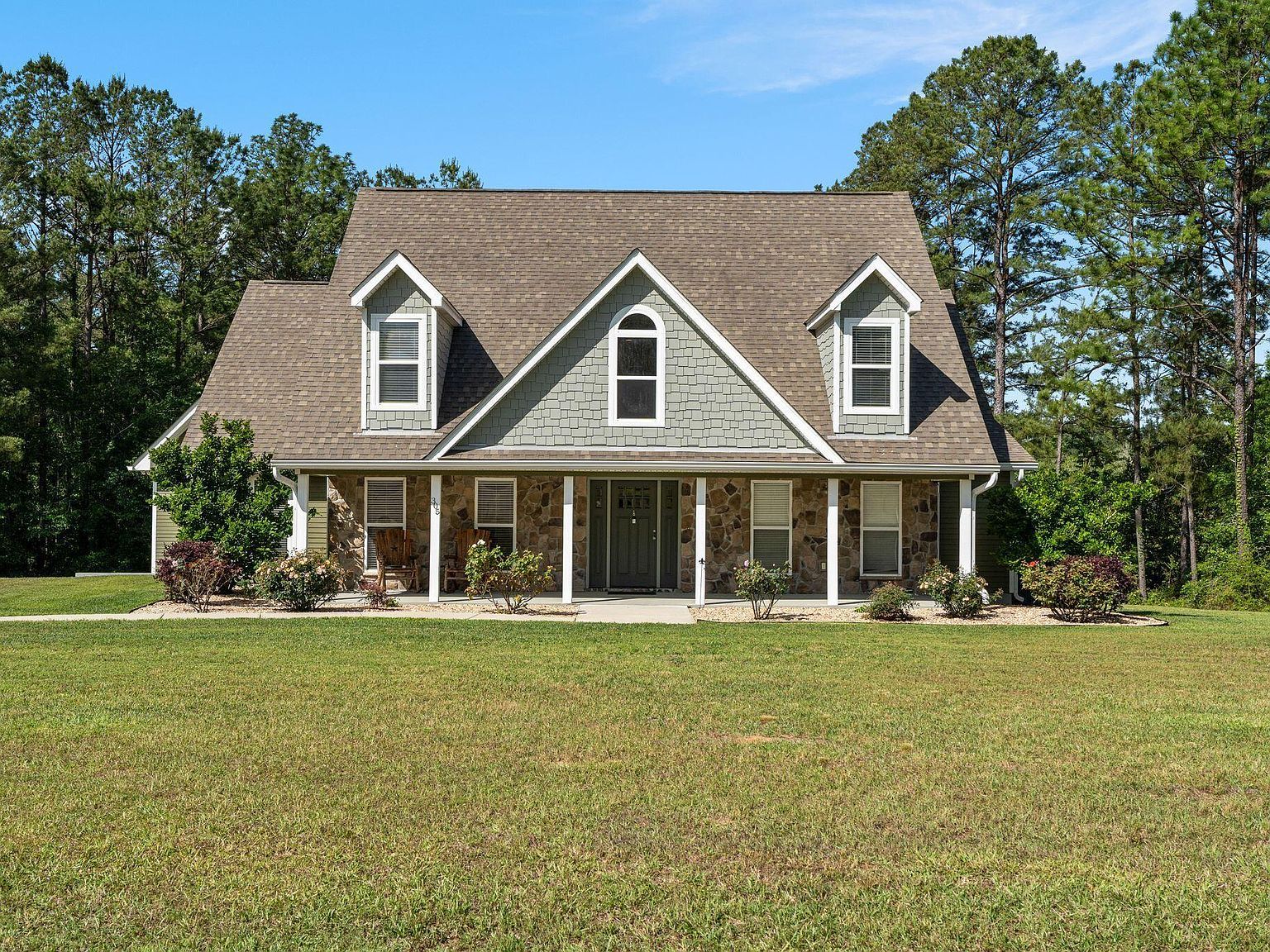 305 Pine Ridge Dr Petal, MS 39465  | Single Family