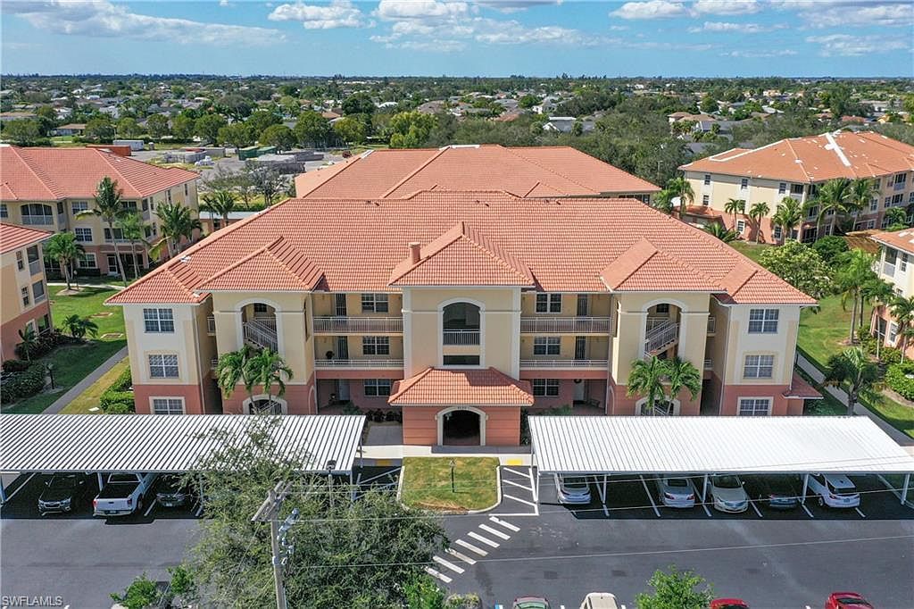 1133 Van Loon Commons Cir APT 202 Cape Coral, FL 33909 - Thumbnail 2